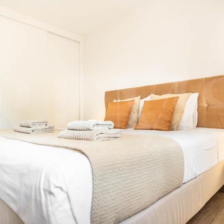 Spacious Apartment Next To Plaza De La Merced By Rems Málaga Eksteriør billede