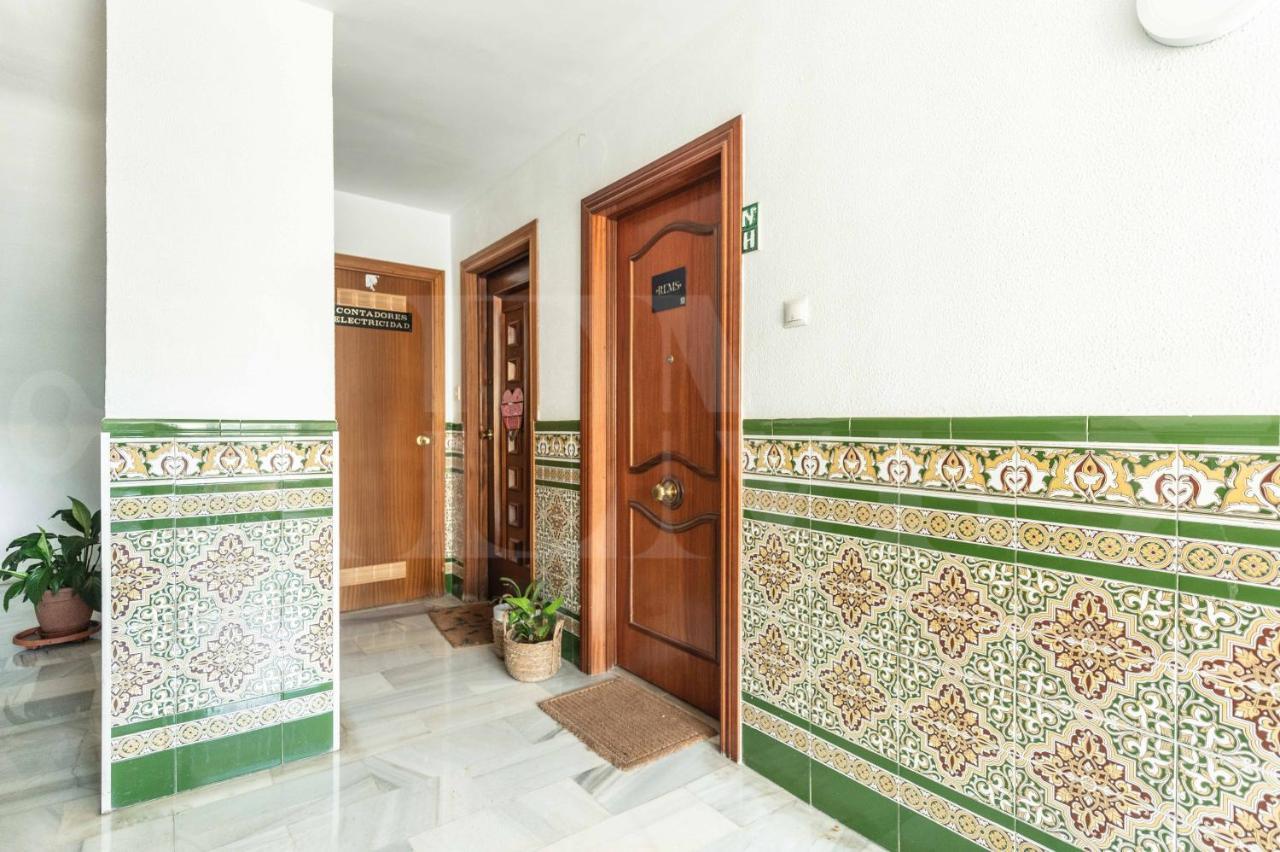 Spacious Apartment Next To Plaza De La Merced By Rems Málaga Eksteriør billede
