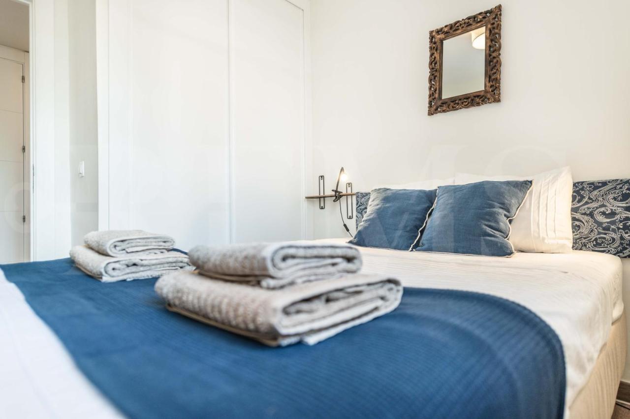Spacious Apartment Next To Plaza De La Merced By Rems Málaga Eksteriør billede